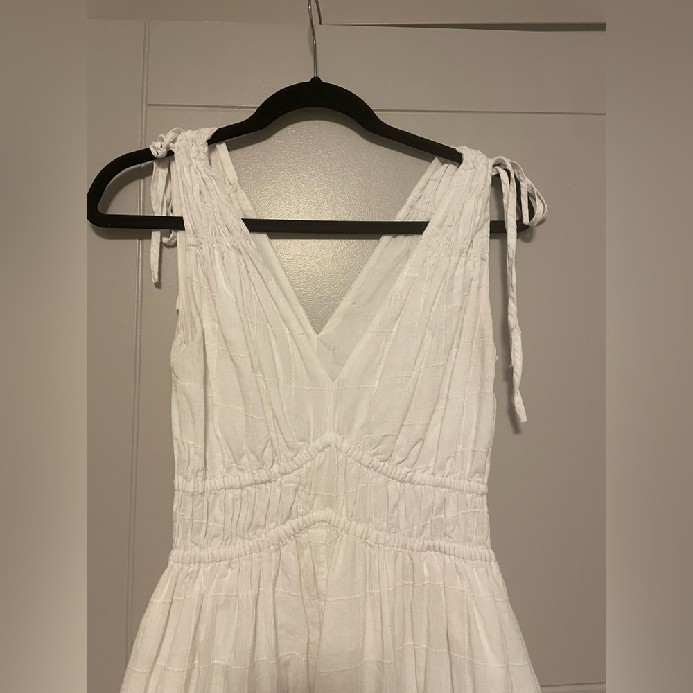 Madewell white v-neck long maxi dress